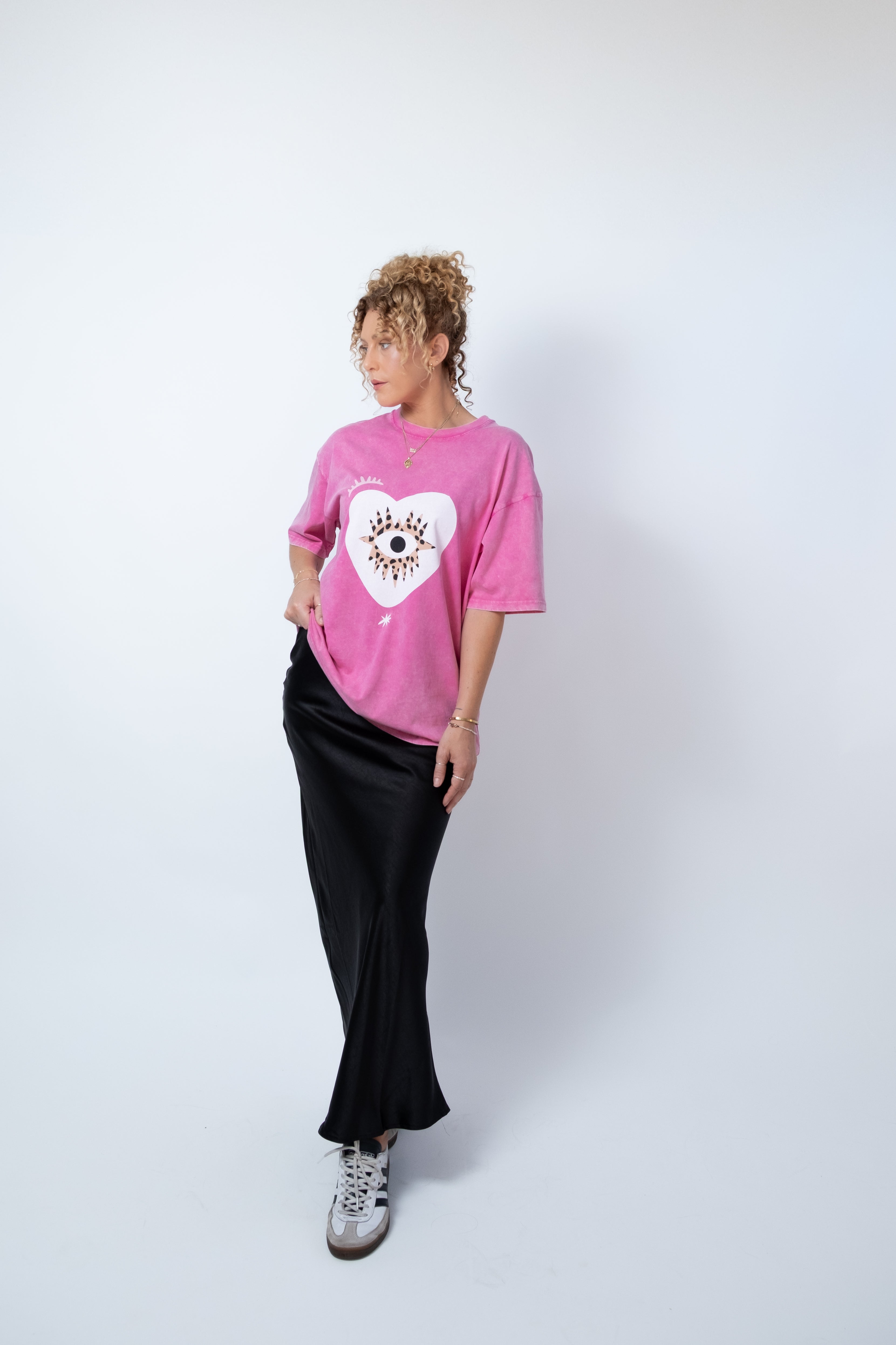 Eye Am (Baddie SZN) Tee